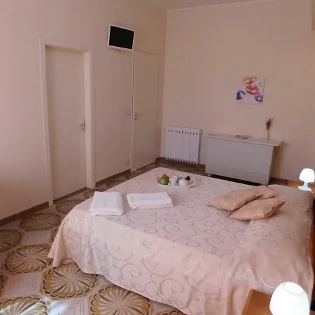 Couette-café La Dolce Mela 3*